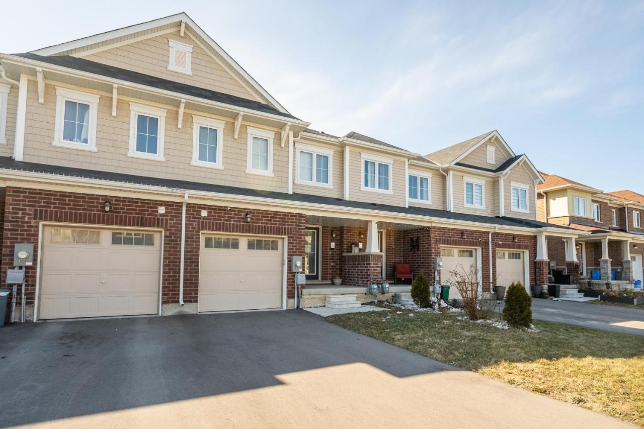 New 3br Townhouse, Minutes To Niagara Falls And Brock By Globalstay Holiday home Thorold