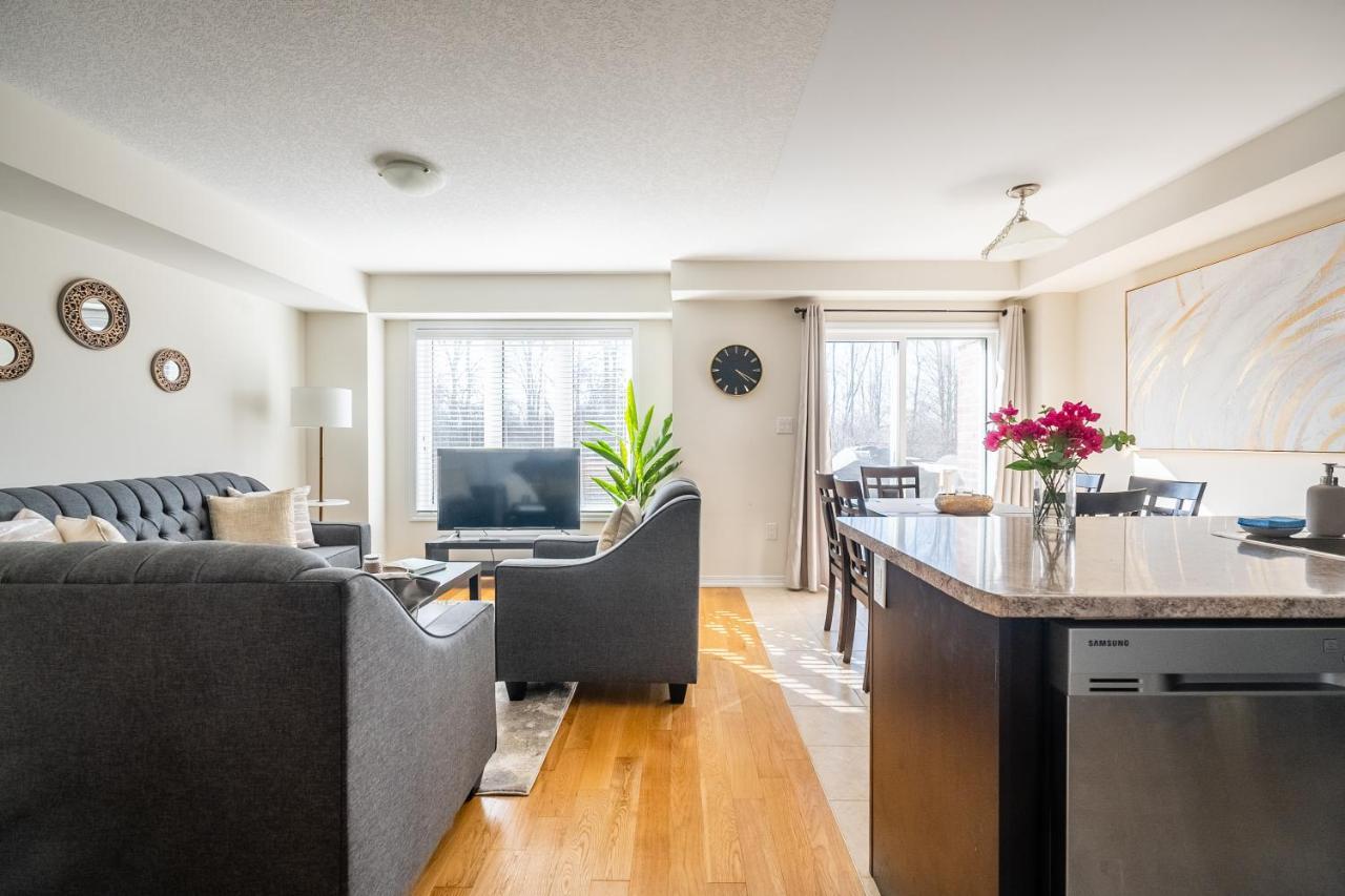 New 3br Townhouse, Minutes To Niagara Falls And Brock By Globalstay Holiday home