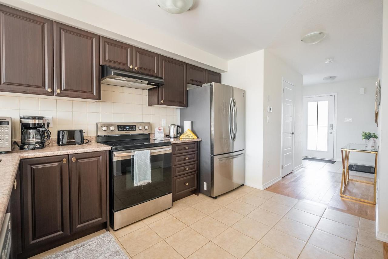 New 3br Townhouse, Minutes To Niagara Falls And Brock By Globalstay Holiday home Thorold